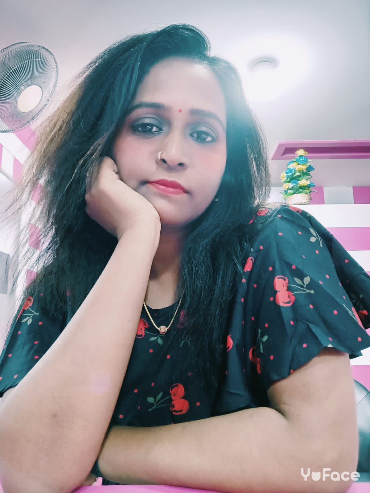 3 ROSES BEAUTY PARLOUR THALASSERY
